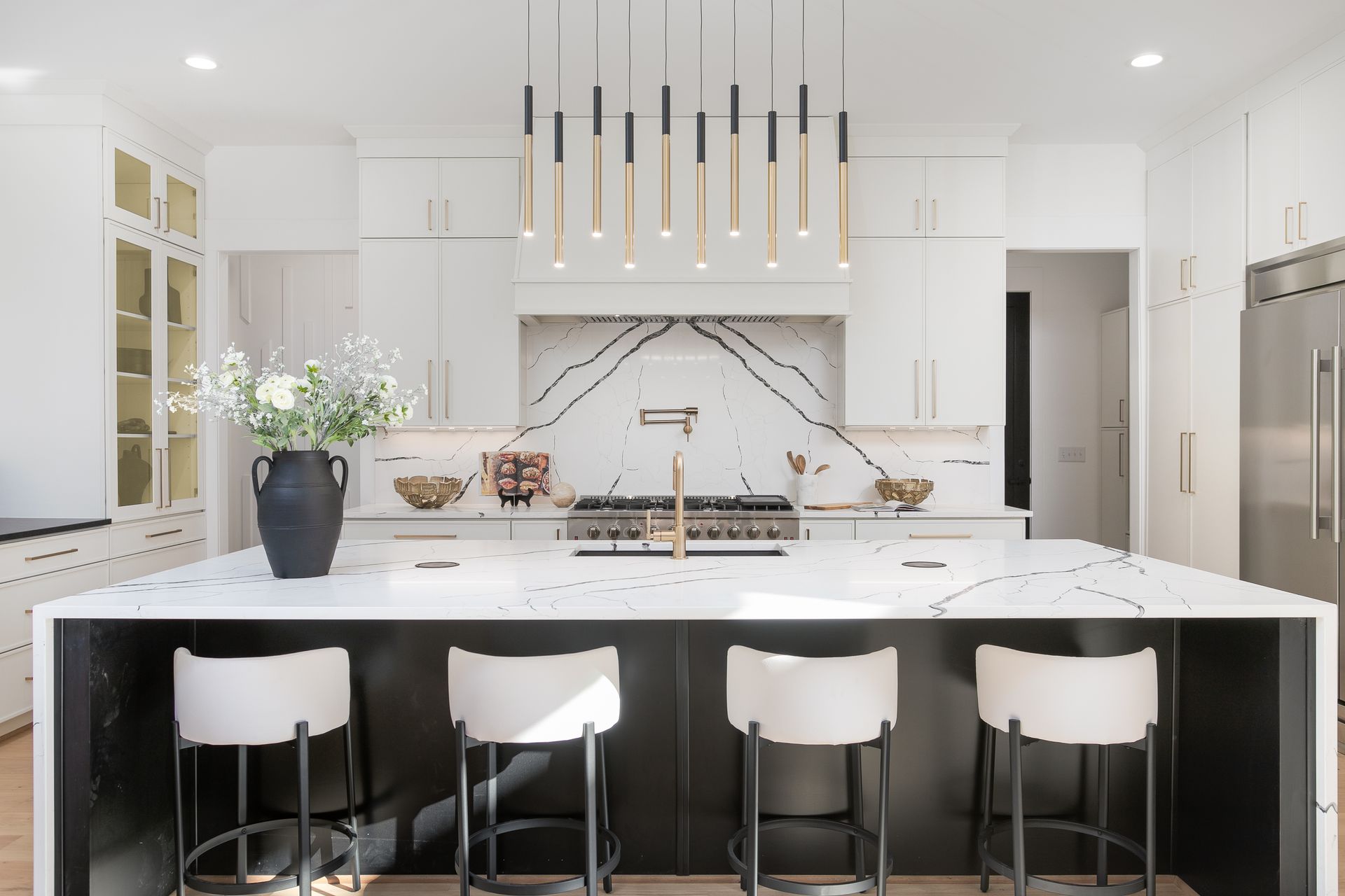 Calacatta Laza Night Quartz